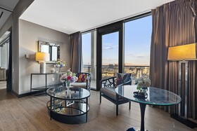 Palms Place by Strip View Suites
