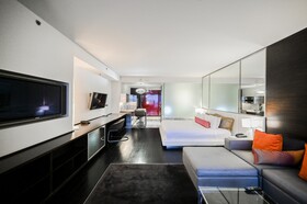 Palms Place by Strip View Suites