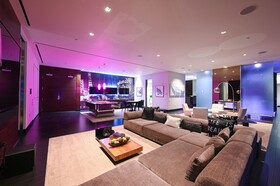 Palms Place by Strip View Suites