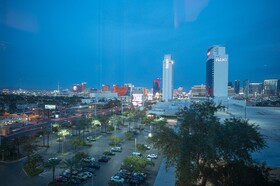 Palms Place by Strip View Suites