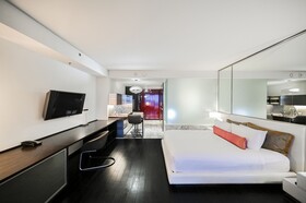 Palms Place by Strip View Suites
