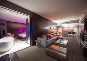 Palms Place by Strip View Suites