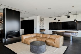 Palms Place by Strip View Suites