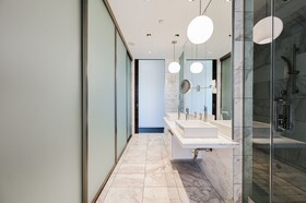 Palms Place by Strip View Suites