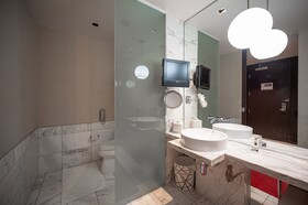 Palms Place by Strip View Suites