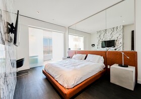 Palms Place by Strip View Suites