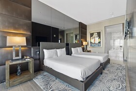 Palms Place by Strip View Suites