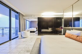 Palms Place by Strip View Suites