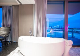 Palms Place by Strip View Suites