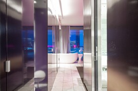 Palms Place by Strip View Suites