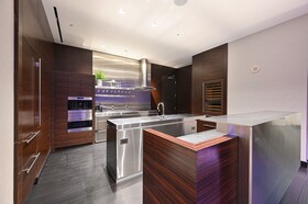 Palms Place by Strip View Suites