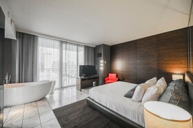 Palms Place by Strip View Suites