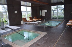 Palms Place by Strip View Suites