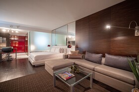 Palms Place by Strip View Suites