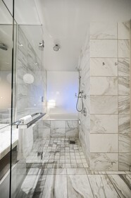 Palms Place by Strip View Suites
