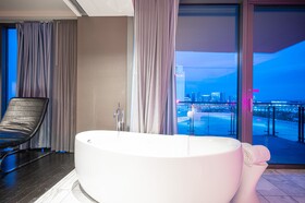 Palms Place by Strip View Suites
