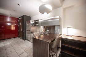 Palms Place by Strip View Suites