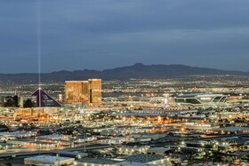 Palms Place by Strip View Suites