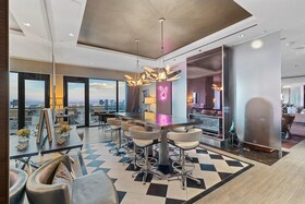 Palms Place by Strip View Suites