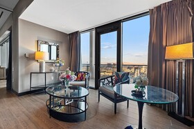 Palms Place by Strip View Suites
