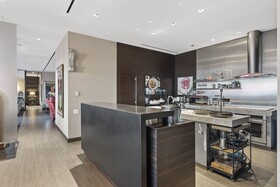 Palms Place by Strip View Suites