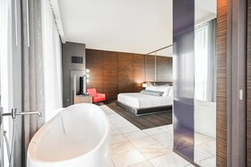 Palms Place by Strip View Suites