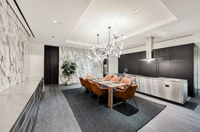 Palms Place by Strip View Suites