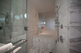 Palms Place by Strip View Suites
