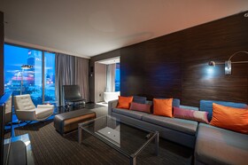 Palms Place by Strip View Suites
