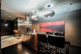 Palms Place by Strip View Suites
