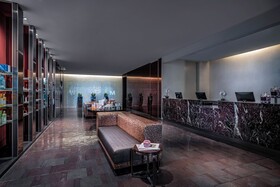 Palms Place by Strip View Suites