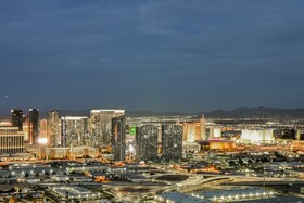 Palms Place by Strip View Suites