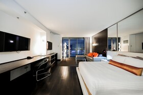 Palms Place by Strip View Suites