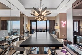 Palms Place by Strip View Suites