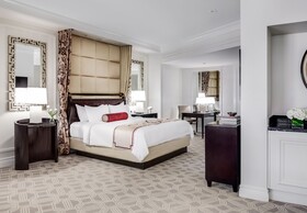 The Palazzo Prestige Club Lounge