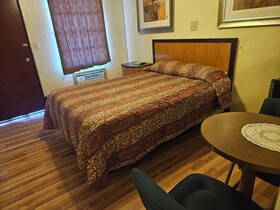 Branding Iron Motel