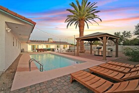 Tropicana Desert