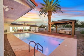 Tropicana Desert
