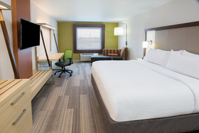 Holiday Inn Express & Suites Pahrump