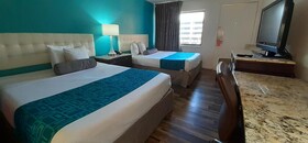 Howard Johnson by Wyndham Reno Downtown