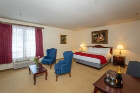 Silverland Inn & Suite