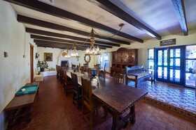 Loba Luna Bed & Breakfast