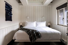 Scribner's Catskill Lodge
