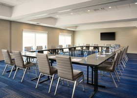 Holiday Inn Express & Suites Lockport