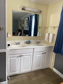 Travelodge by Wyndham Lincoln Near White Mountain