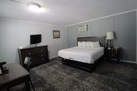 Travelodge by Wyndham Lincoln Near White Mountain