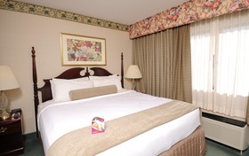 DoubleTree by Hilton Nashua