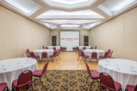 DoubleTree by Hilton Nashua