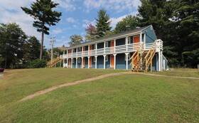 Yankee Clipper Inn