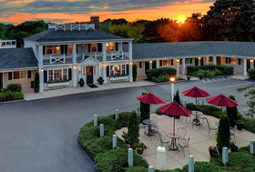 Port Inn and Suites Portsmouth, an Ascend Collection Hotel